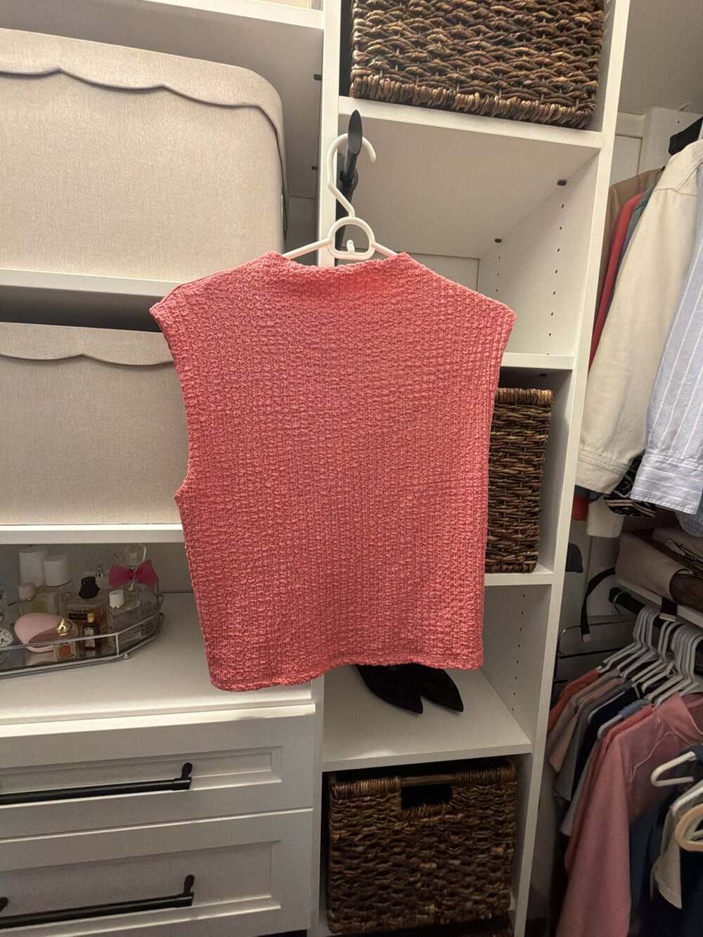 Abercrombie & Fitch Sleeveless Textured Mock Neck Tank Top